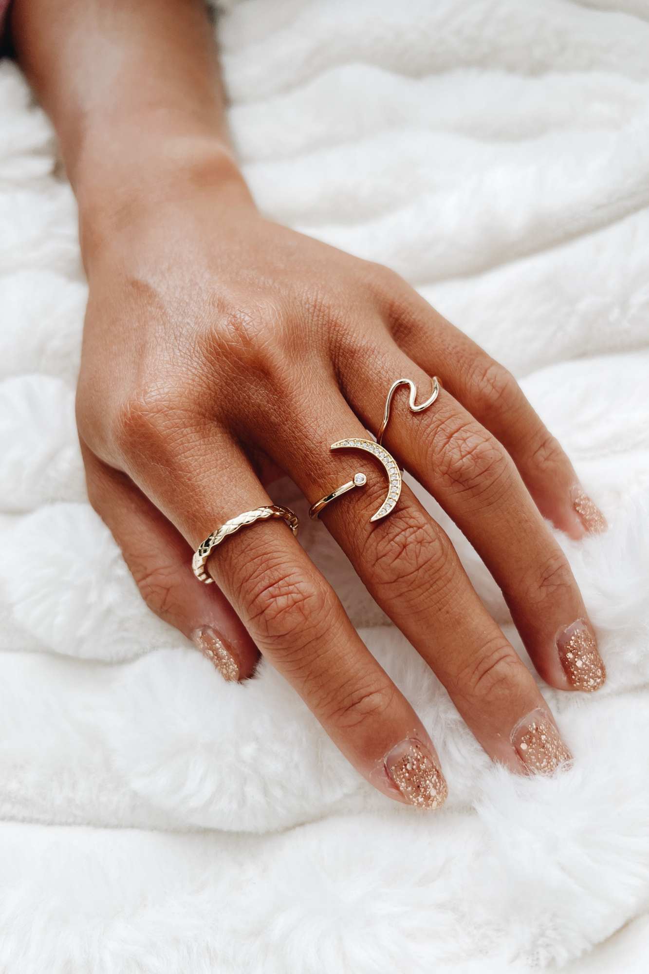 Amazon.com: JEWEKY Boho Star Moon Rings Knuckle Stacking Rings Vintage  Joint Finger Ring Adjustable Ring Accessories Jewelry for Women and  Girls(Pack of 19) (Colorful): Clothing, Shoes & Jewelry
